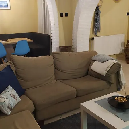 Lägenhet Tuerkiz - 5 Szobas 13 Fos Apartmanhaz 4km A Balaton- *