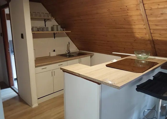 Tuerkiz - 5 Szobas 13 Fos Apartmanhaz 4km A Balaton- Appartement