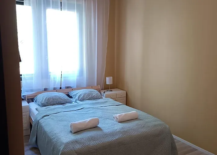 Tuerkiz - 5 Szobas 13 Fos Apartmanhaz 4km A Balaton- شقة